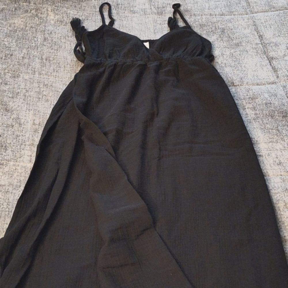 Xhilaration maxi swim cover. Sexy open leg side slits size medium